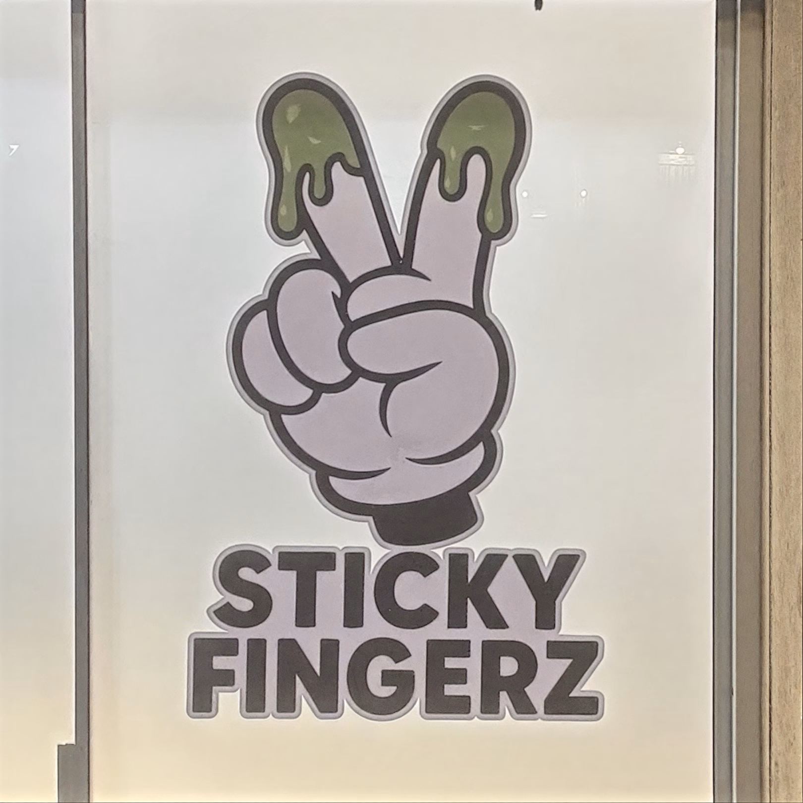 Cannabis Social Club Sticky Fingerz logo