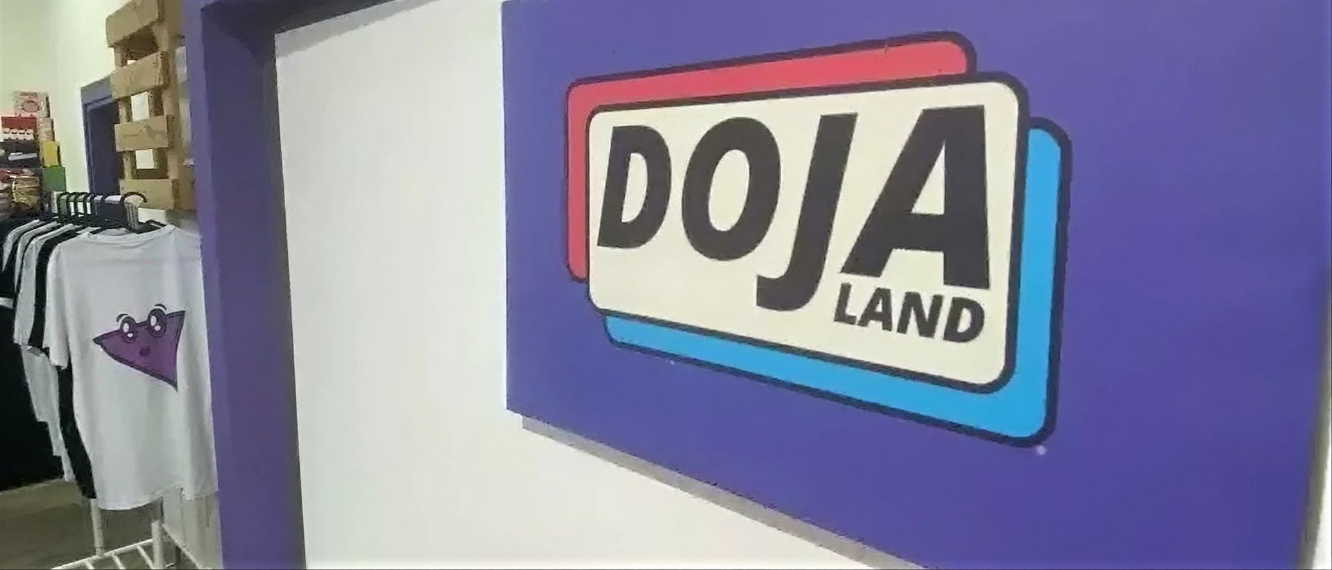 Doja Land hero